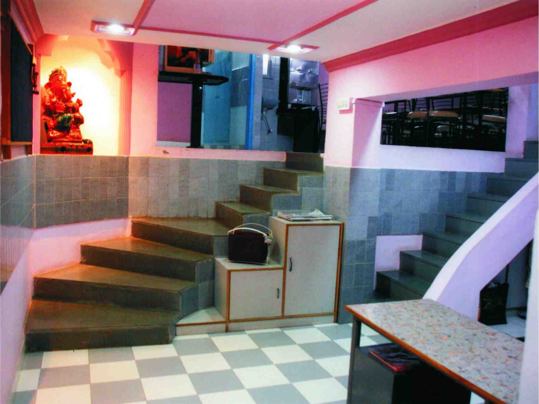 vvnagar hostel